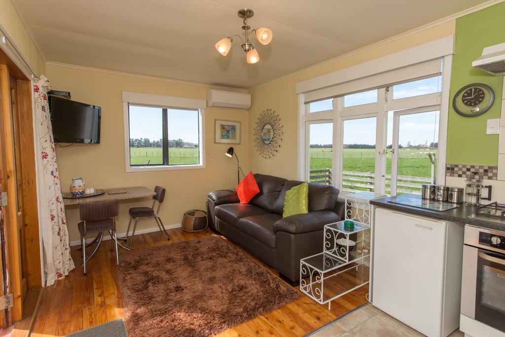 Riverfields Ashburton Extérieur photo